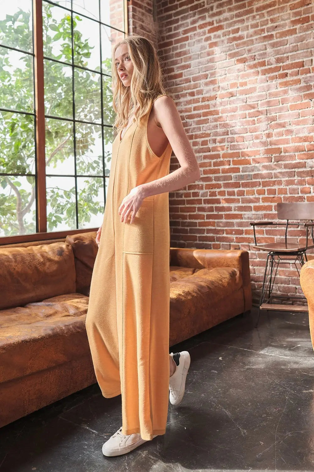 Ces Femme V-Neck Sleeveless Wide Leg Jumpsuit Bazaarbey