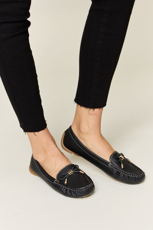  Slip On Bow Flats Loafers Trendsi