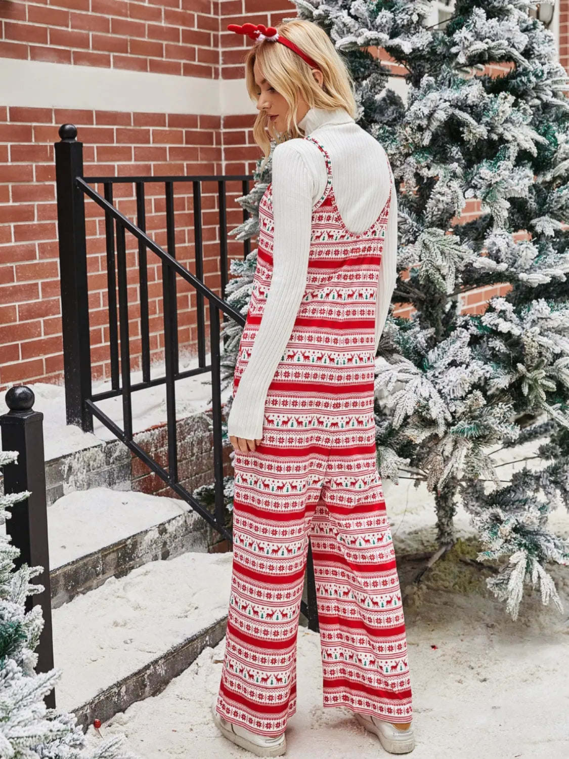 Christmas Color Contrast Wide-Legged Jumpsuit Trendsi