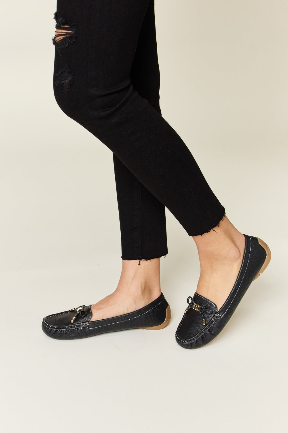  Slip On Bow Flats Loafers Trendsi