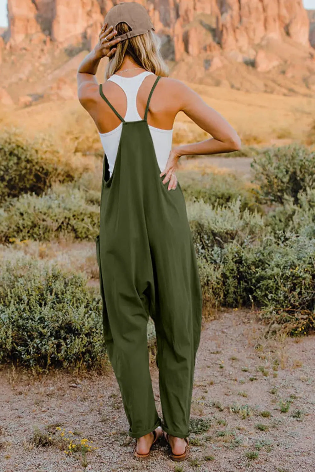 V-Neck Sleeveless Jumpsuit with Pocket Trendsi