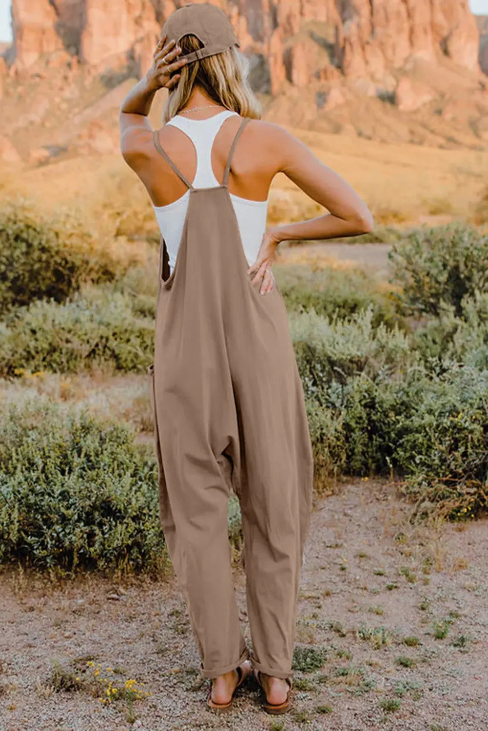 V-Neck Sleeveless Jumpsuit with Pocket Trendsi