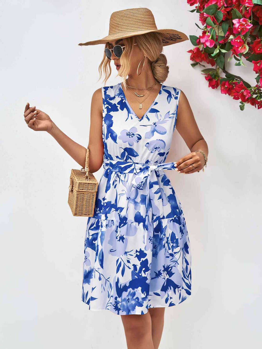 Floral V-Neck Tie Waist Sleeveless Dress -BazaarBey - www.shopbazaarbey.com
