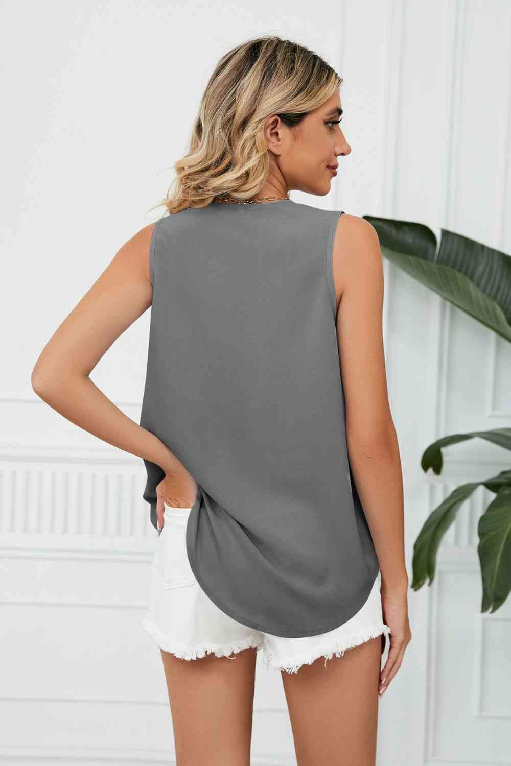 Contrast Trim Plunge Sleeveless Blouse Bazaarbey