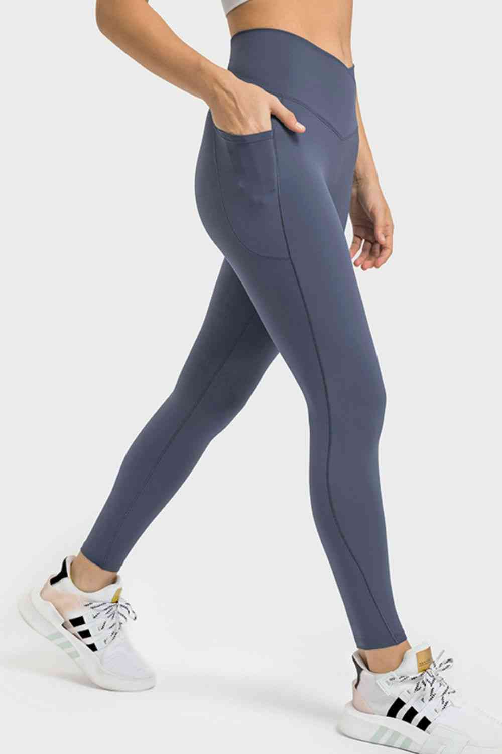 V-Waist Yoga Leggings with Pockets Bazaarbey