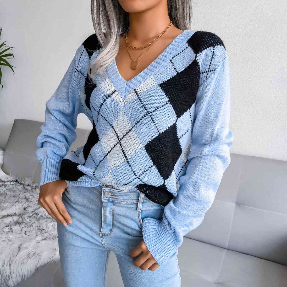Geometric V-Neck Sweater Bazaarbey