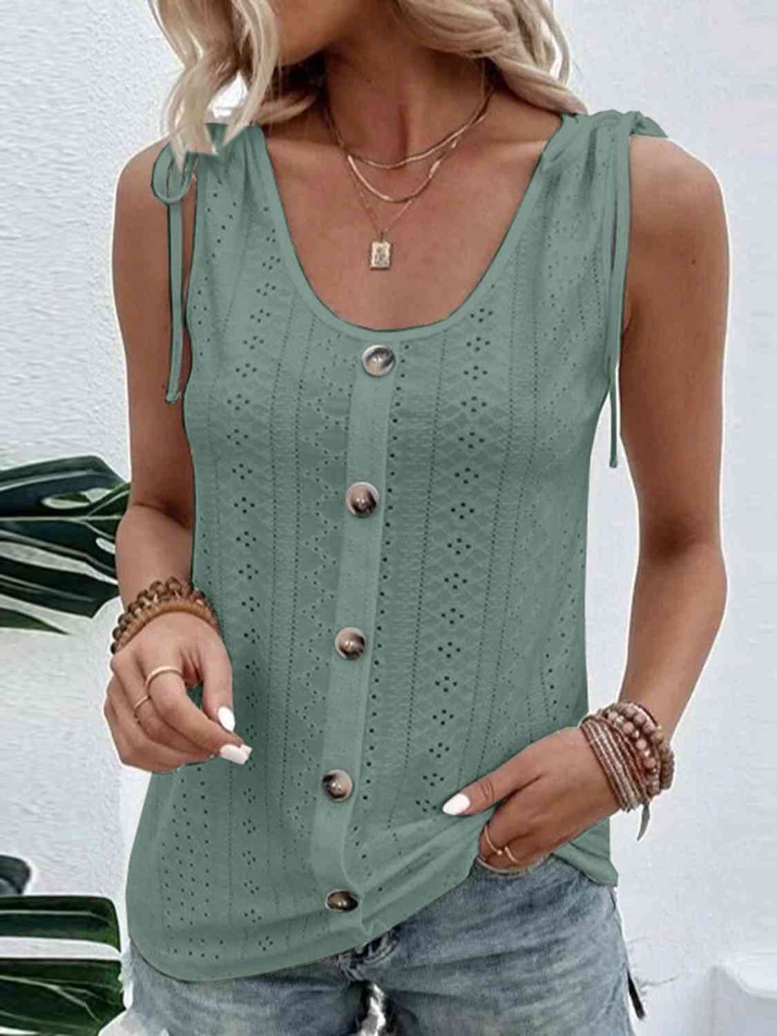 Full Size Scoop Neck Sleeveless Tank Top Bazaarbey