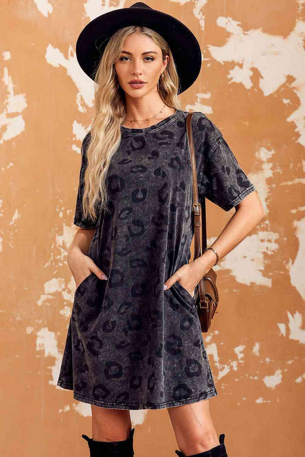 Leopard Round Neck Dropped Shoulder Dress with Pockets -BazaarBey - www.shopbazaarbey.com