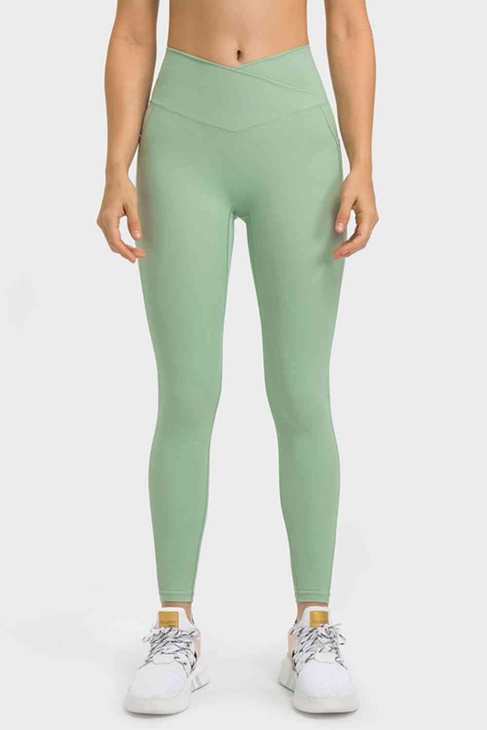 V-Waist Yoga Leggings with Pockets Bazaarbey