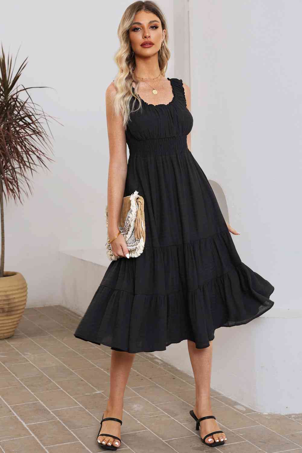 Smocked Waist Sleeveless Tiered Dress with Pockets -BazaarBey - www.shopbazaarbey.com