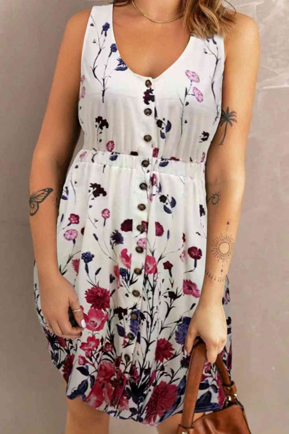  Scoop Neck Buttoned Sleeveless Magic Dress with Pockets -BazaarBey - www.shopbazaarbey.com