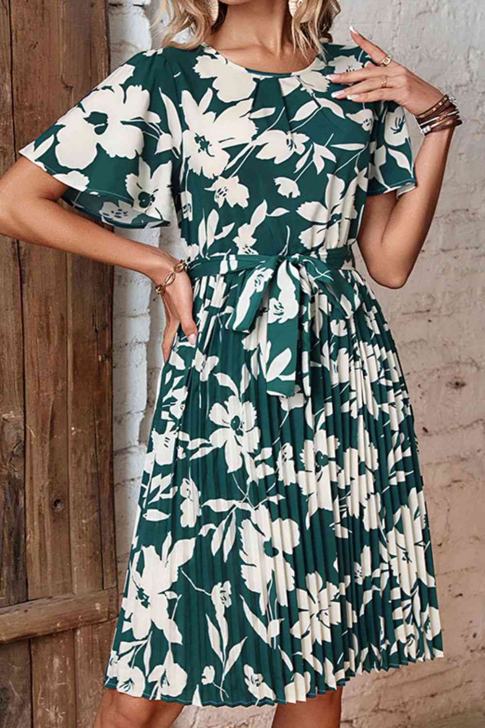 Floral Round Neck Tie Belt Pleated Dress -BazaarBey - www.shopbazaarbey.com