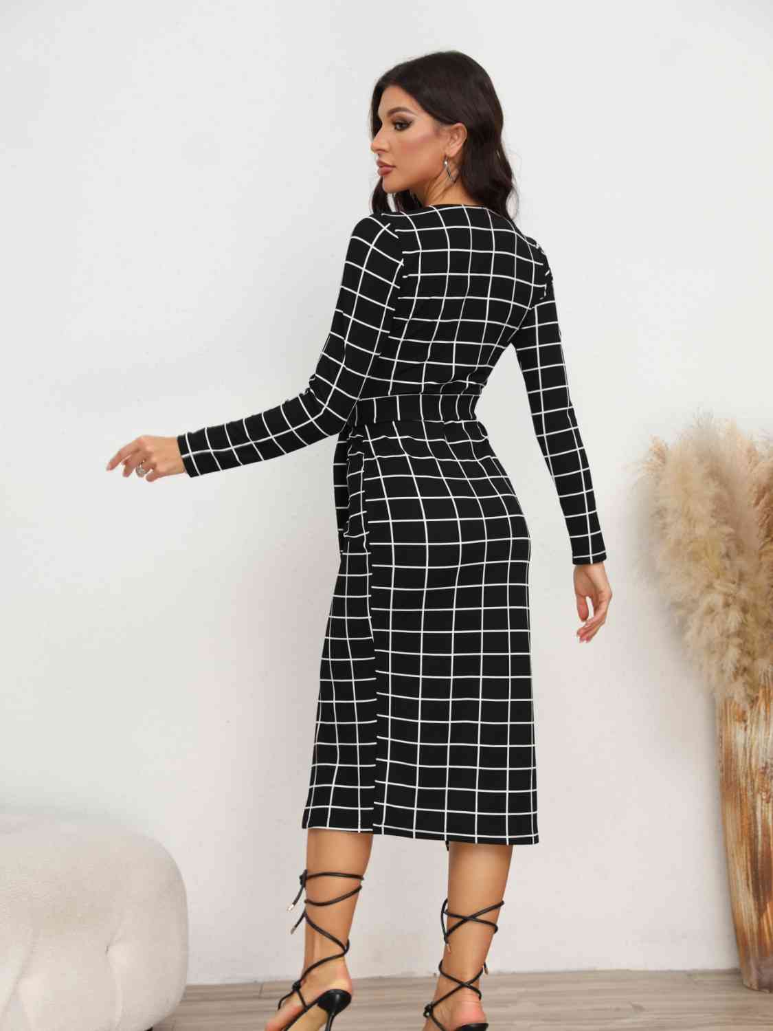 Plaid Long Sleeve Slit Dress -BazaarBey - www.shopbazaarbey.com