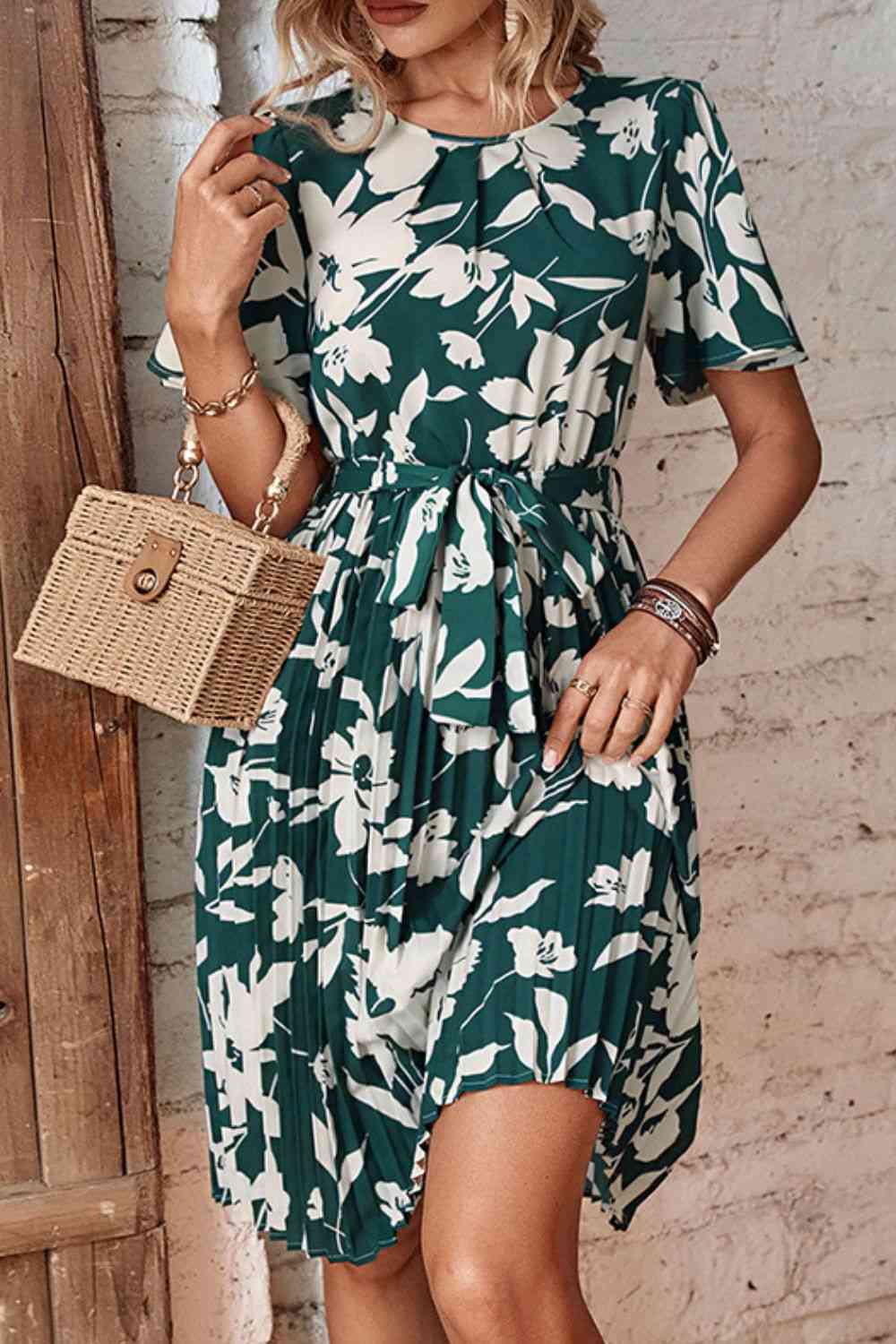 Floral Round Neck Tie Belt Pleated Dress -BazaarBey - www.shopbazaarbey.com
