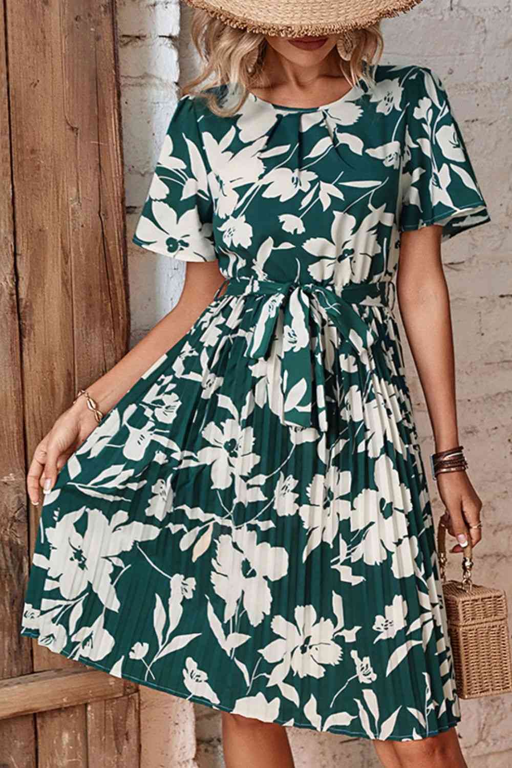 Floral Round Neck Tie Belt Pleated Dress -BazaarBey - www.shopbazaarbey.com