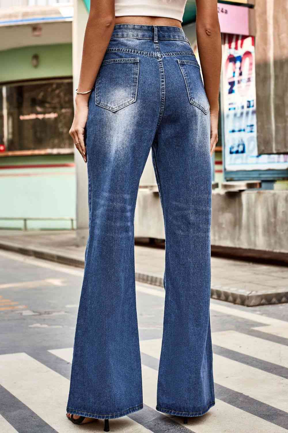 Buttoned Loose Fit Jeans with Pockets Bazaarbey