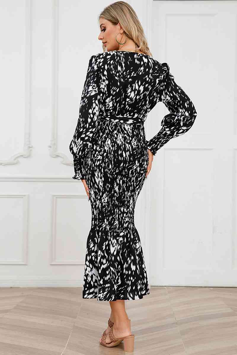Printed V-Neck Smocked Midi Dress -BazaarBey - www.shopbazaarbey.com