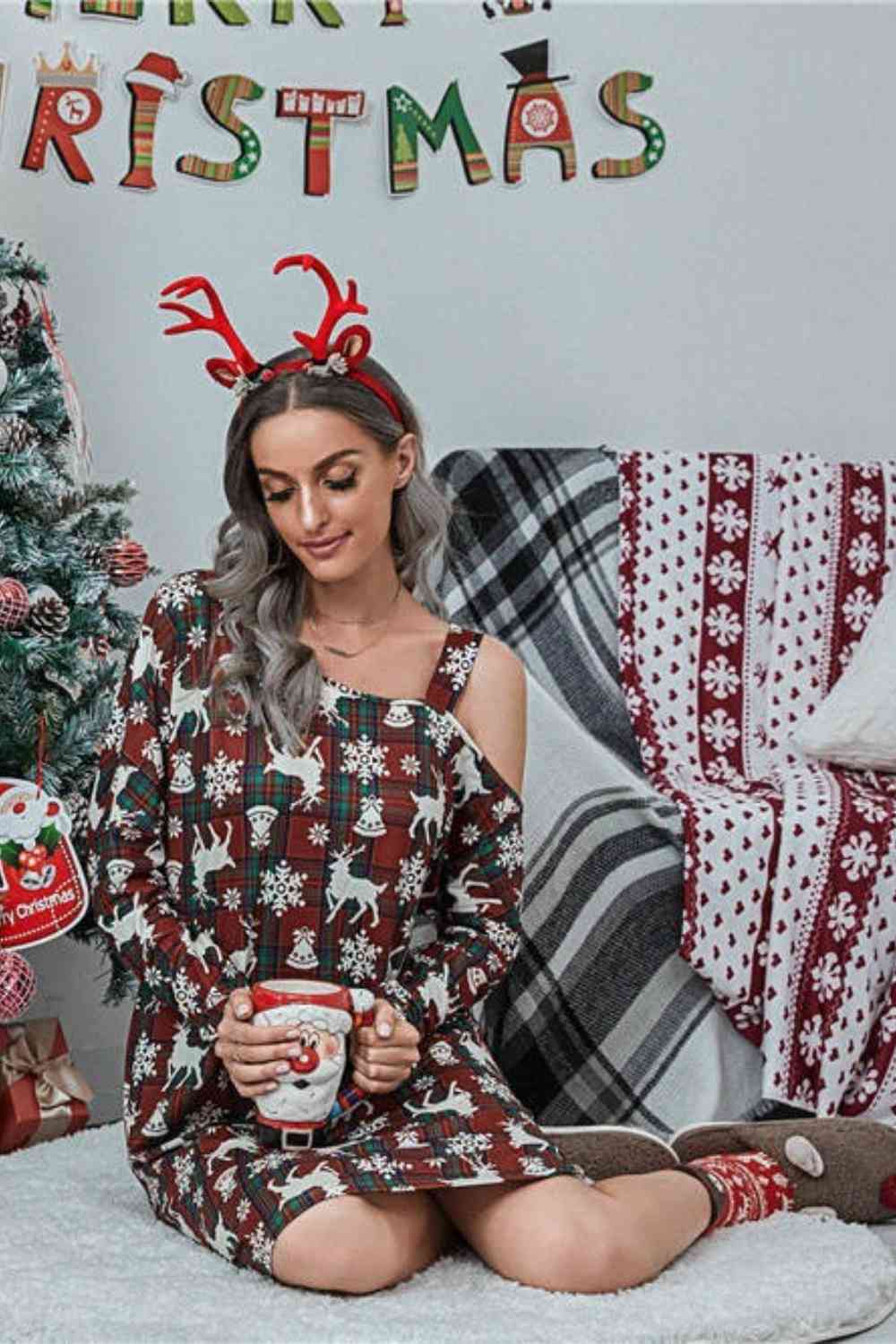 Christmas Asymmetrical Neck Long Sleeve Dress -BazaarBey - www.shopbazaarbey.com