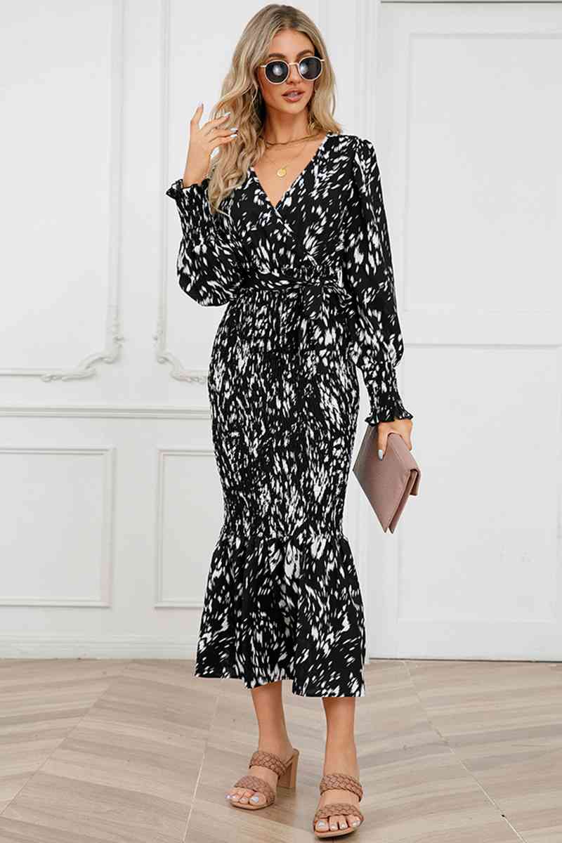 Printed V-Neck Smocked Midi Dress -BazaarBey - www.shopbazaarbey.com