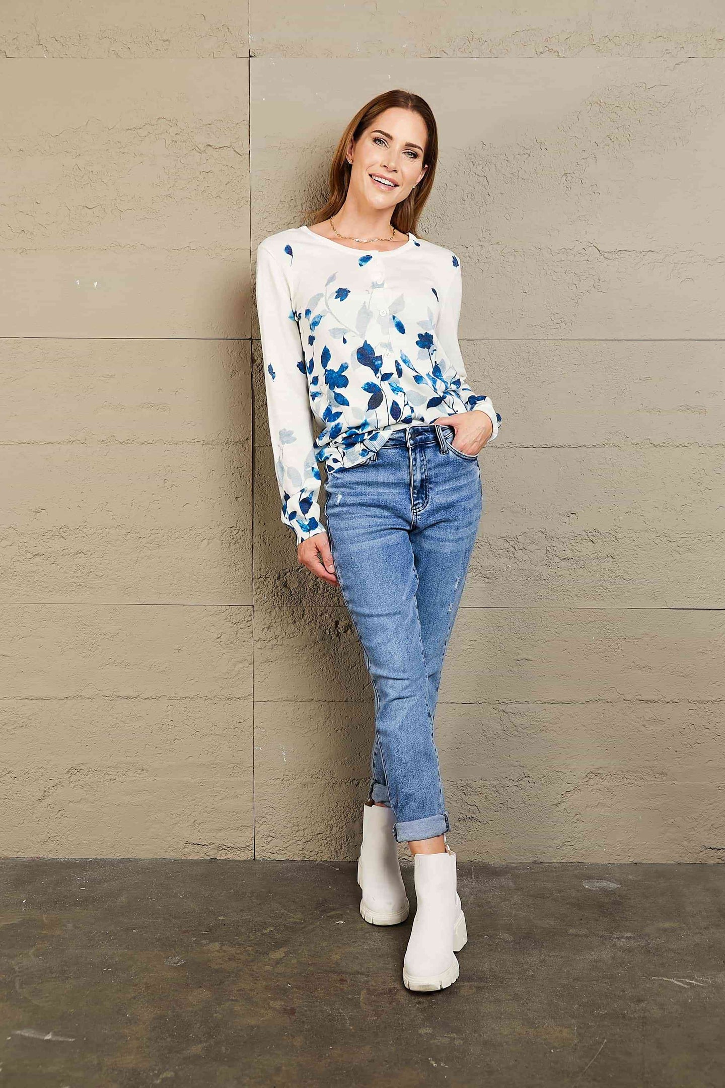  Floral Button Front Round Neck Cardigan Trendsi