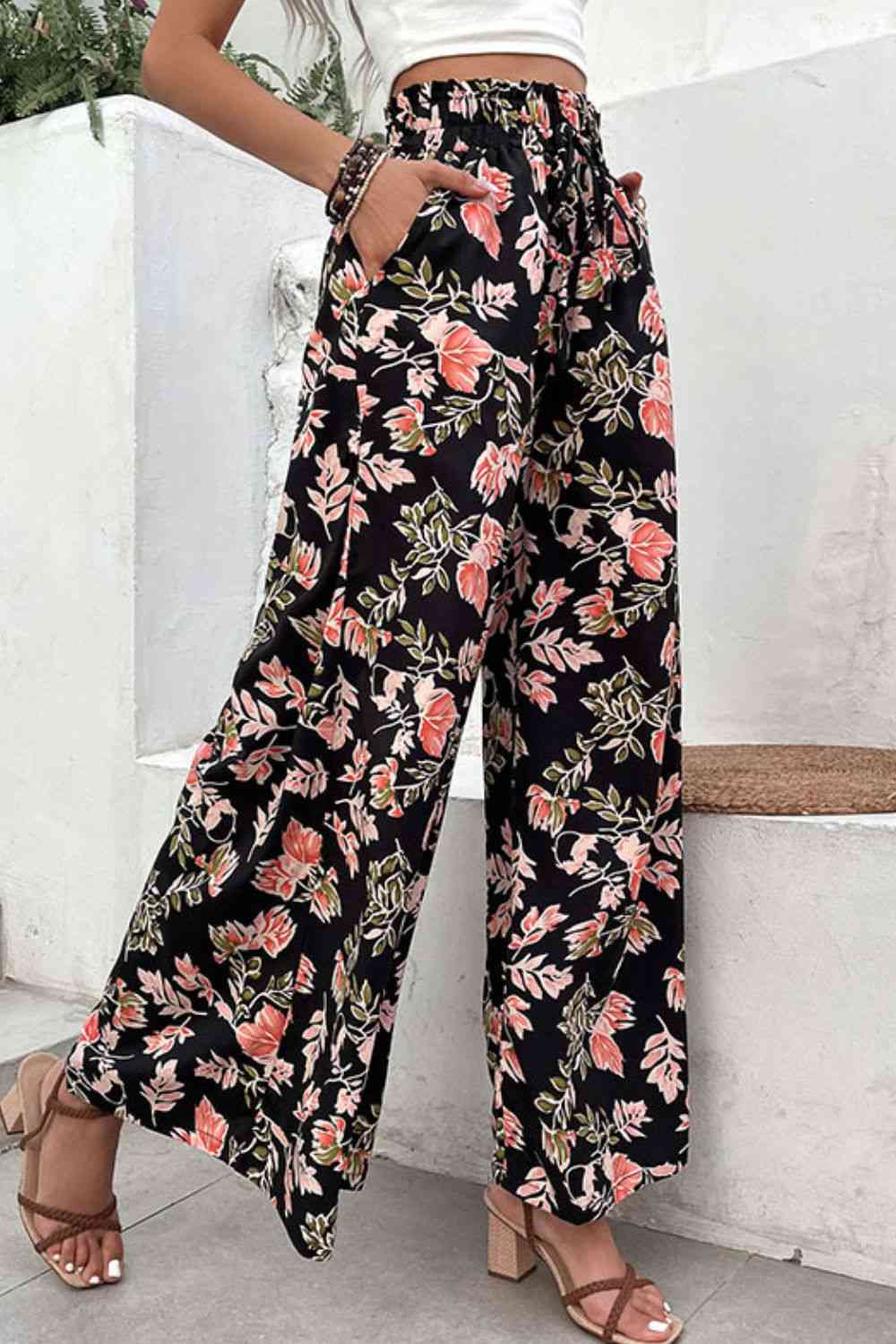 Floral Pull-On Wide Leg Pants Bazaarbey